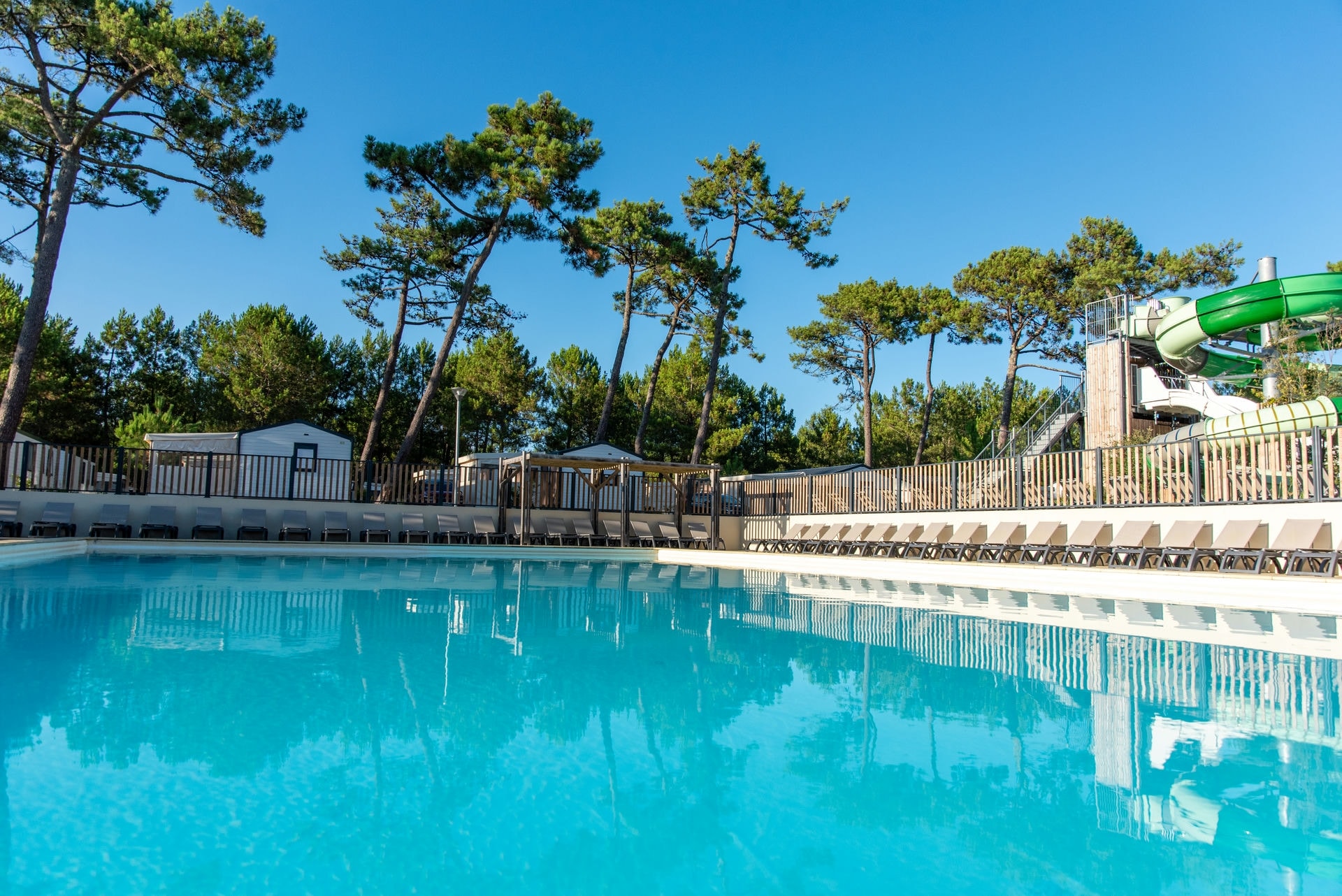 Camping Club Les Tourterelles - MS Vacances — Foto 1