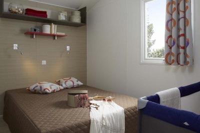 Bungalow Chêne 28 m² with semi-covered wooden terrace — 7