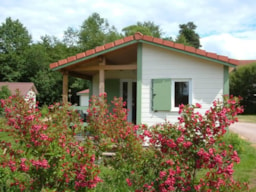 Accommodation - Chalet 35 M² With Wooden Terrace - Sites et Paysages Au Clos de la Chaume