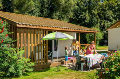 Chalet 32 m² with covered wooden terrace (13m²) — 1