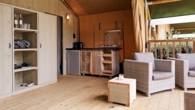 Safari Tent 35 m² with wooden terrace 2/5 pers - without sanitary facilities — 2