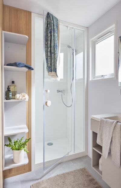 Bungalow ZEN 30 m² with NORDIC BATH and semi-covered wooden terrace — 10