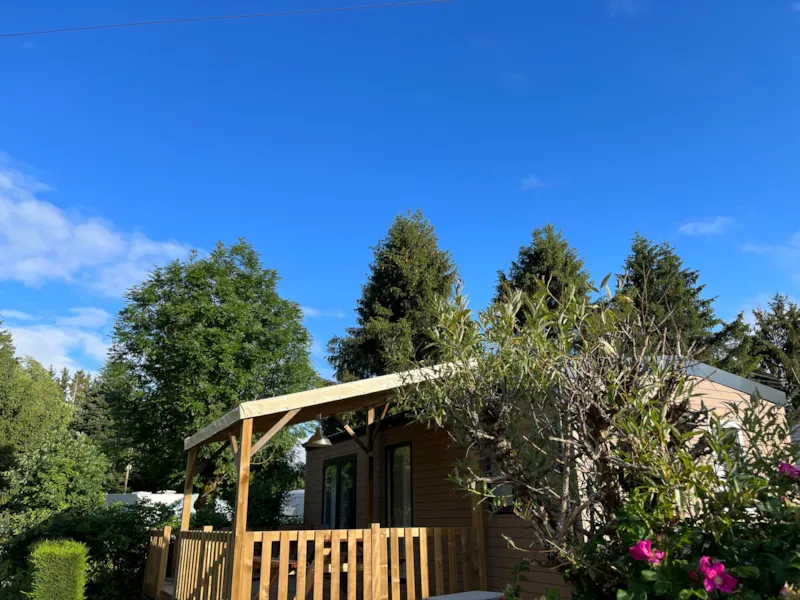 Bungalow Chêne 28 M² Avec Terrasse Bois Semi-Couverte