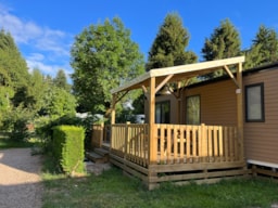 Accommodation - Bungalow Chêne 28 M² With Semi-Covered Wooden Terrace - Sites et Paysages Au Clos de la Chaume