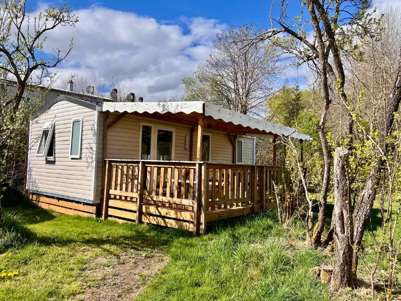 Bungalow Peuplier 28 M² Avec Terrasse Bois Semi-Couverte
