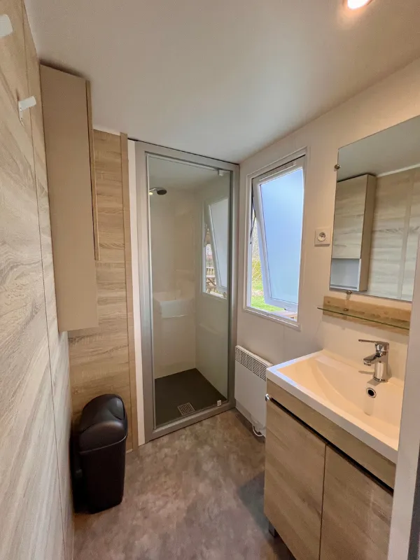 Bungalow Peuplier 28 M² Avec Terrasse Bois Semi-Couverte