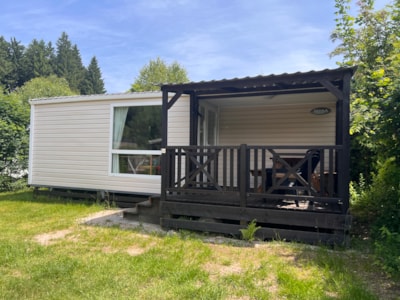 Bungalow 28m² with covered wooden terrace — 1