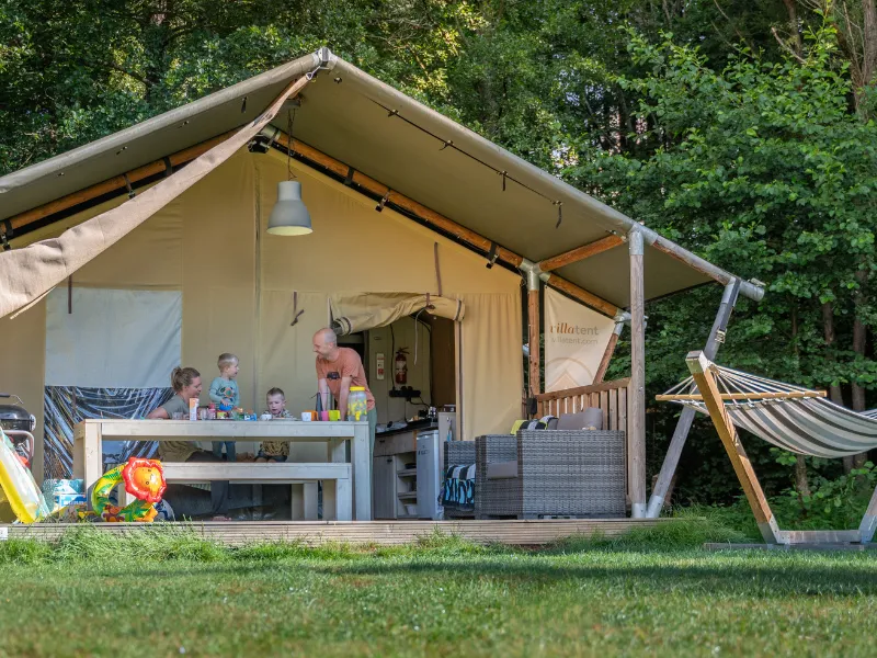 Tente Safari Villatent 35 M² Avec Terrasse Bois 2/5 Pers - Avec Sanitaires
