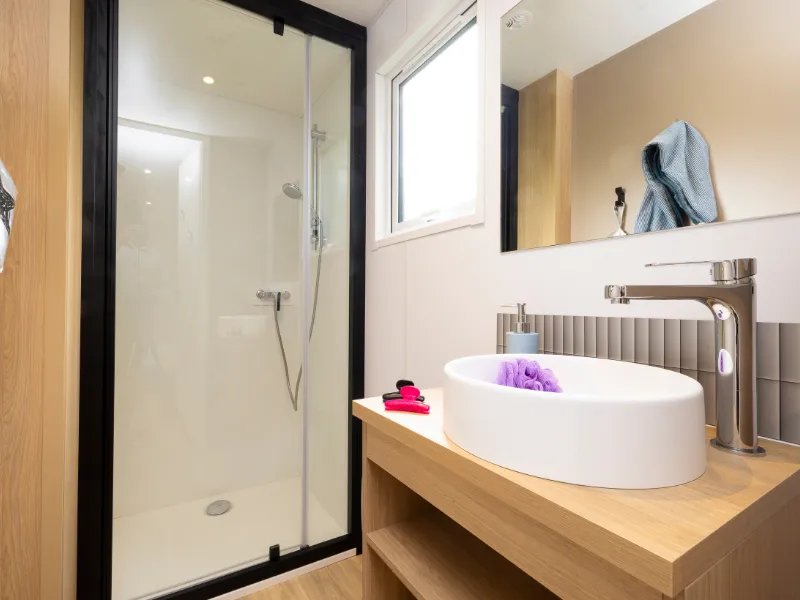 Bungalow Sapin - 32M² Avec Terrasse En Bois Semi-Couverte