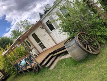 Mietunterkunft - Mobilheim  Sixties (1,2,3, Marechal Ferrant) - - Camping Les Deux Pins