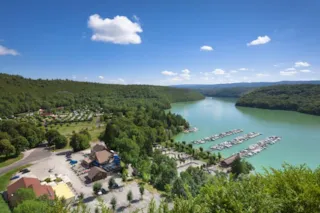  Camping-Surchauffant LA-TOUR-DU-MEIX Region-Franche-Comte FR