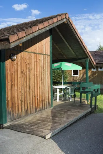 Mietunterkunft - Chalet Handicapé - Camping Surchauffant