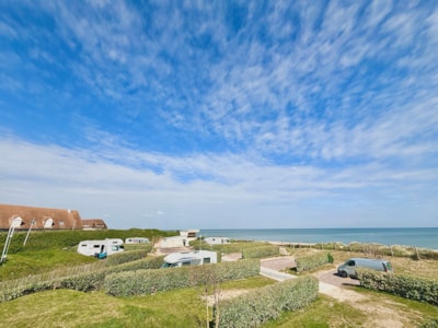 SEASIDE COMFORT PACKAGE - 2 people, electricity, 1 vehicle — 1
