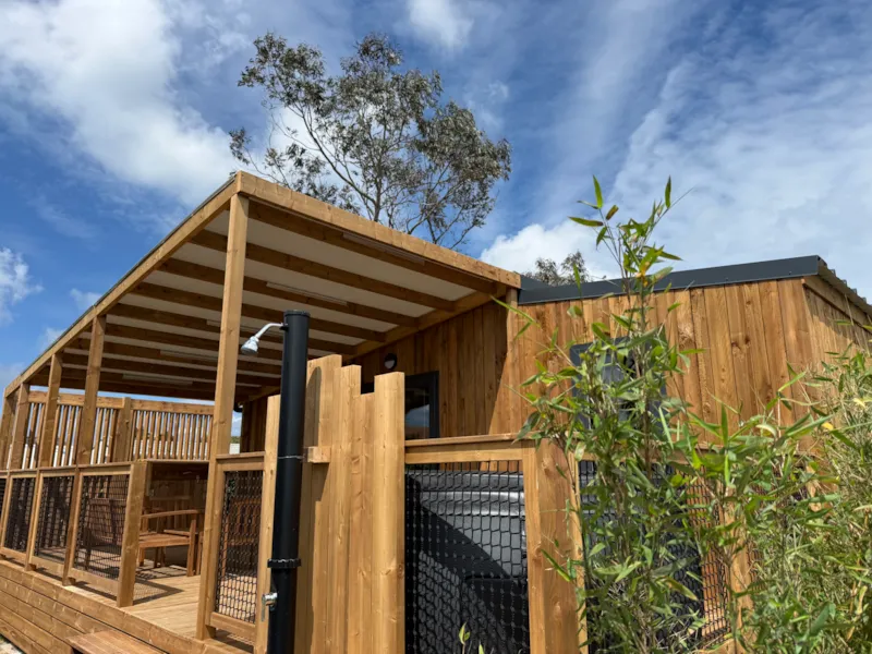 Seasonova - Cottage Signature, Jacuzzi Privatif