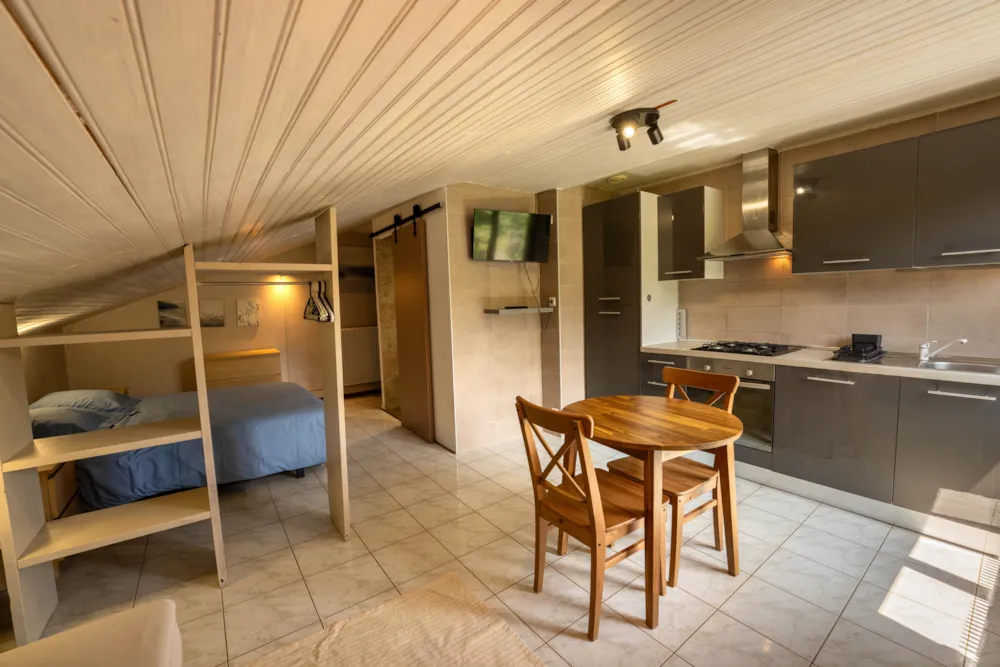 Accommodation - Appartment Standard - Flower Camping LA STENIOLE