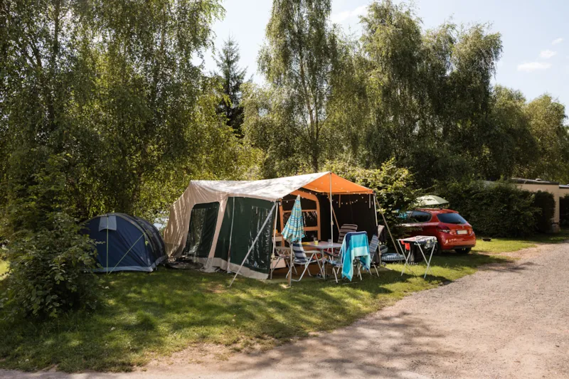 Forfait Confort (1 Tente, Caravane Ou Camping-Car / 1 Voiture / Électricité 10A)