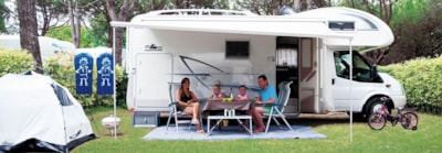 Pitch Lido - Caravan - Camping Car - Tent - Dogs not allowed — 4