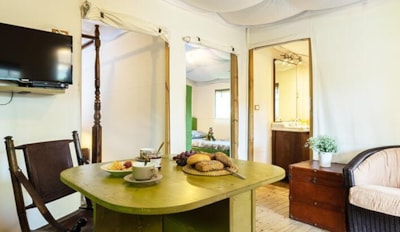 MV Tent 36m² 2 camere  2 bedrooms — 4