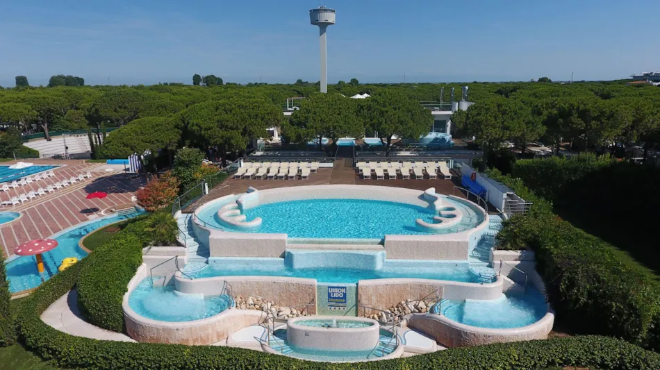 Union Lido Camping Lodging Hotel