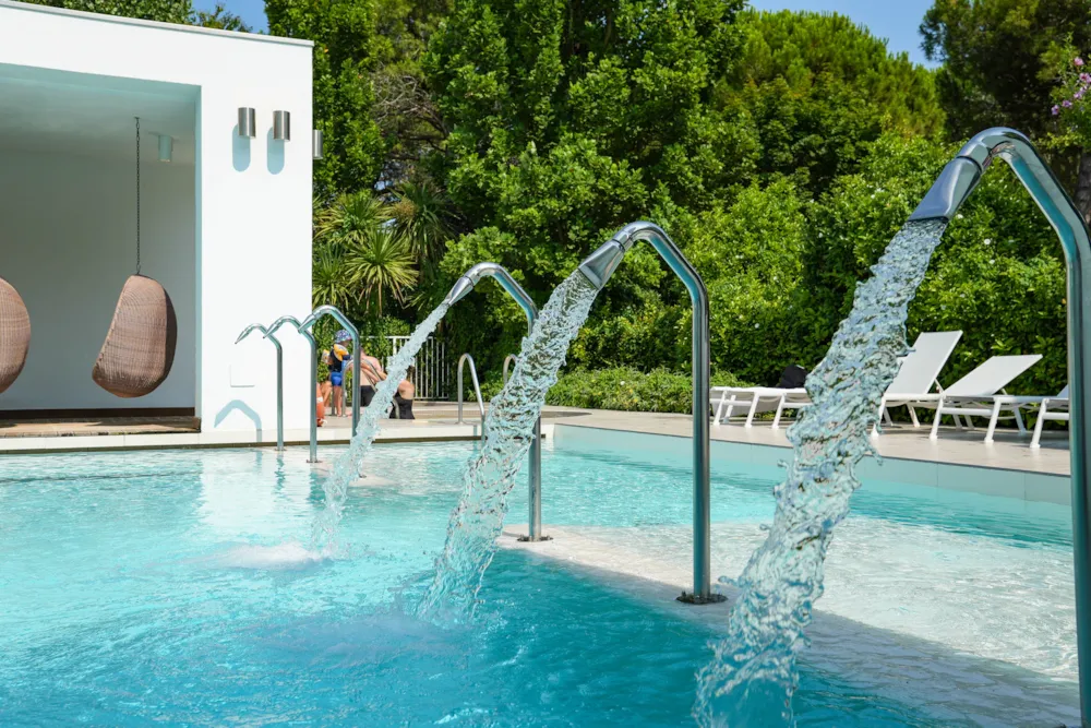 Union Lido Camping Lodging Hotel