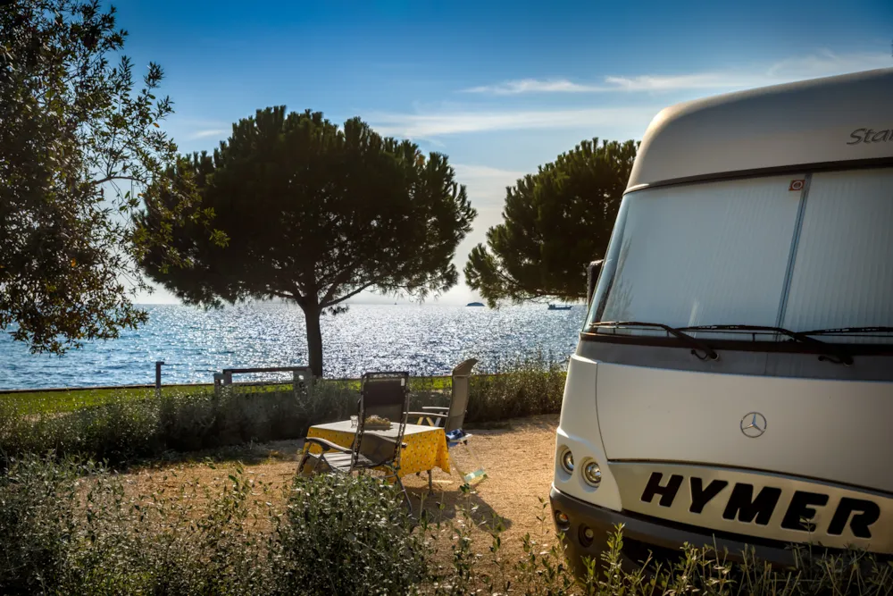 Stellplatz - Stellplatz Superior Meer - Maistra Camping Polari