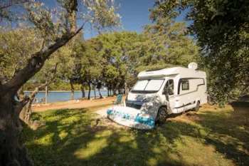 Stellplatz - Stellplatz Superior Meer - Maistra Camping Koversada Naturist