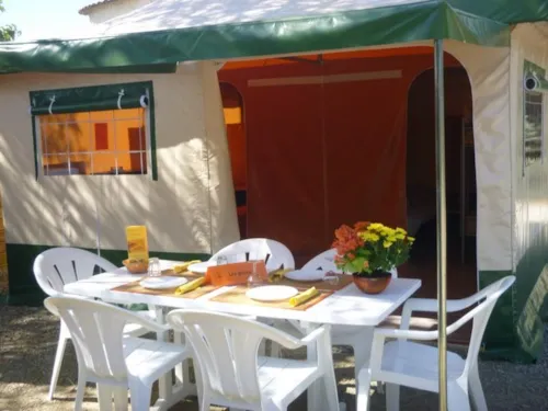 Location - Bengali Toilé 25M² Standard (2Ch - 5Pers.) (Sans Sanitaires) - image n°6 - Camping Les Paillotes en Ardèche