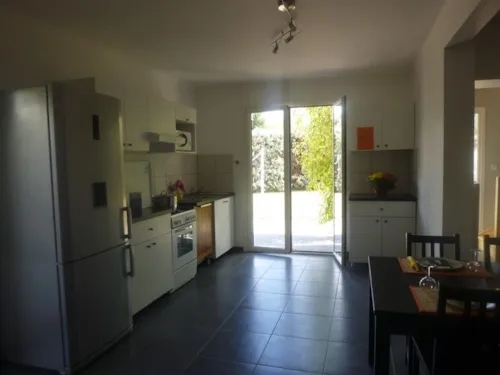 Location - Gîte La Villa 200M² Premium (5Ch - 15Pers) + Lv + Terrasse + Jardin - image n°3 - Camping Les Paillotes en Ardèche