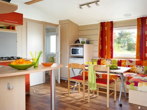 Location - Mobil-Home 27,5M² Standard (2Ch - 4/6Pers.) + Clim + Paillote Extérieure - image n°3 - Camping Les Paillotes en Ardèche