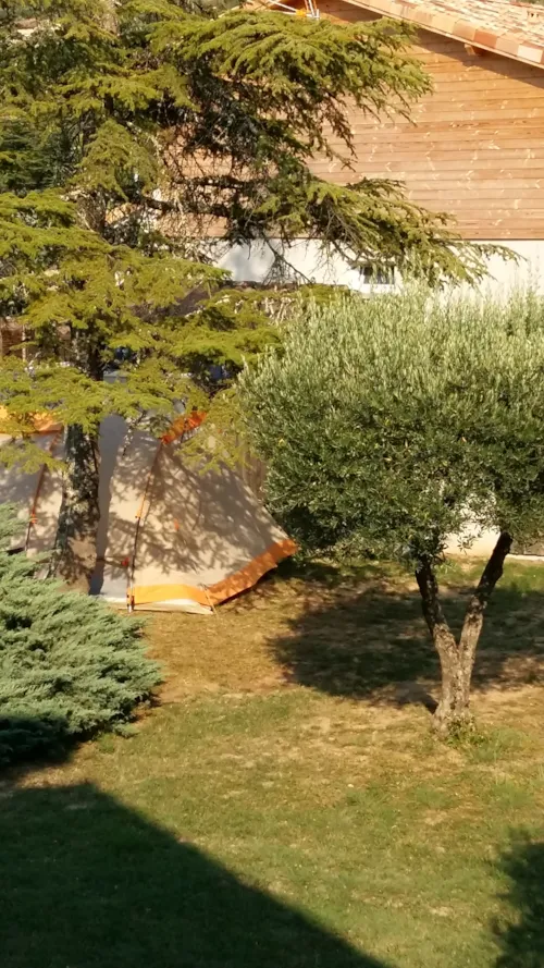 Emplacement - Forfait Nature 2 Personnes Sans Véhicule (Impossibilité Technique) - image n°3 - Camping Les Paillotes en Ardèche