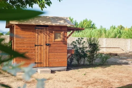 Emplacement - Forfait Privilège Avec Sanitaire Individuel - image n°1 - Camping Les Paillotes en Ardèche