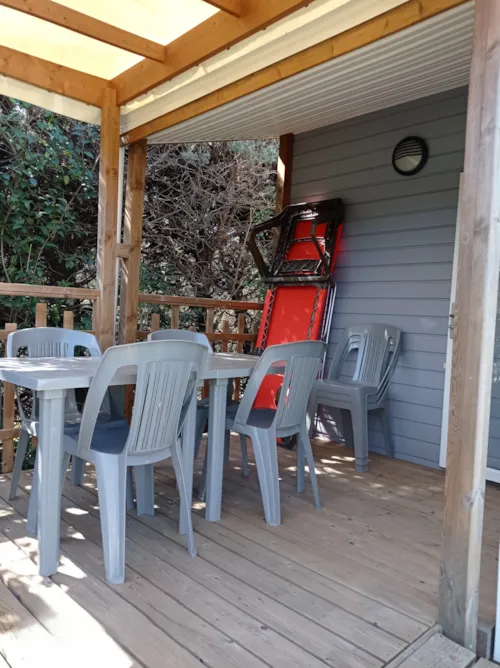 Location - Mobil-Home Family 32M² Premium (3Ch - 7Pers.) + Clim + Lv + Terrasse Couverte - image n°2 - Camping Les Paillotes en Ardèche