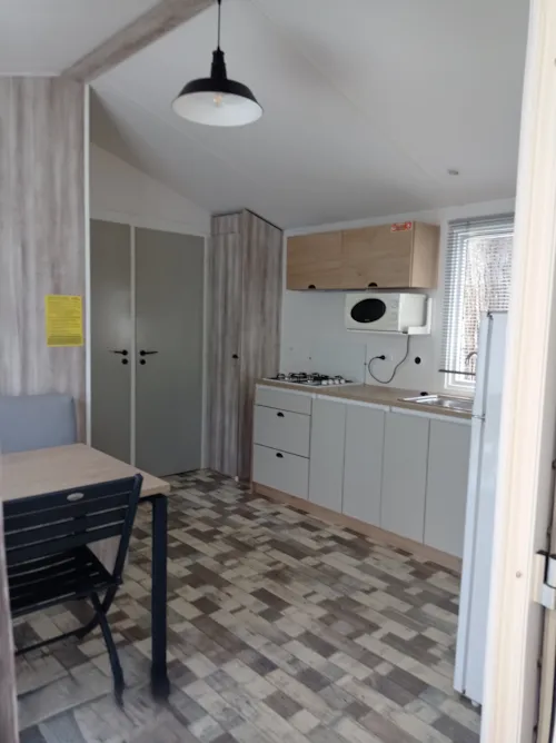 Accommodation - Mobile Home 30M² Comfort (2 Bedrooms - 5 People) + Air Conditioning + Covered Terrace - image n°6 - Camping Les Paillotes en Ardèche