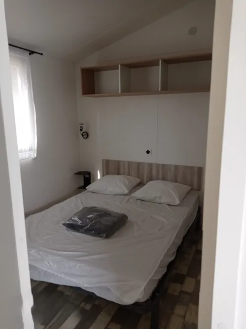 Accommodation - Mobile Home 30M² Comfort (2 Bedrooms - 5 People) + Air Conditioning + Covered Terrace - image n°8 - Camping Les Paillotes en Ardèche