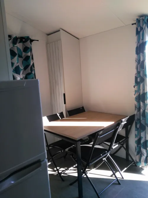 Location - Mobil-Home Charme 20M² Confort (1Ch - 2Pers.) + Clim + Terrasse Non-Couverte - Dim - image n°8 - Camping Les Paillotes en Ardèche