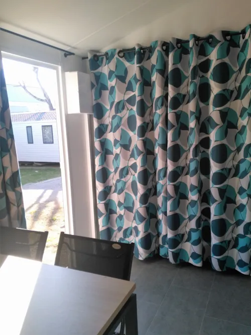Location - Mobil-Home Charme 20M² Confort (1Ch - 2Pers.) + Clim + Terrasse Non-Couverte - Dim - image n°10 - Camping Les Paillotes en Ardèche