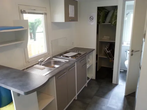Accommodation - Mobilhome Evolution 27 2 Bedrooms, Air-Conditioned Sunday/Sunday - image n°3 - Camping les Actinidias