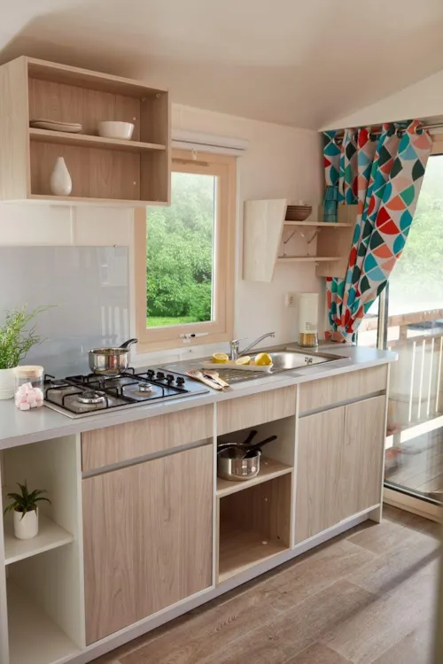 Accommodation - Mobile Home Evolution 33 Tp, 2 Bedrooms, Air-Conditioned Saturday / Saturday - image n°3 - Camping les Actinidias