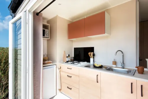 Accommodation - Mobile Home Super Mercure Riviera Premium Air-Conditioned 2 Bedrooms - image n°2 - Camping les Actinidias