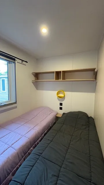 Huuraccommodatie(s) - Stacaravan Super Cordelia Premium Airconditioning 3 Slaapkamers - image n°4 - Camping les Actinidias