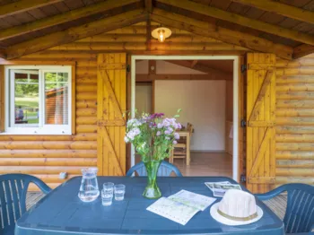 Mietunterkunft - Hütte Bois Confort + 35M² + Terrasse - 2 Schlafzimmer - Camping du Buisson