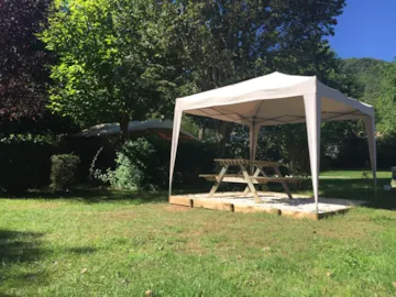 Kampeerplaats(en) - Standplaats Ready To Camp - Flower Camping Le Tiradou