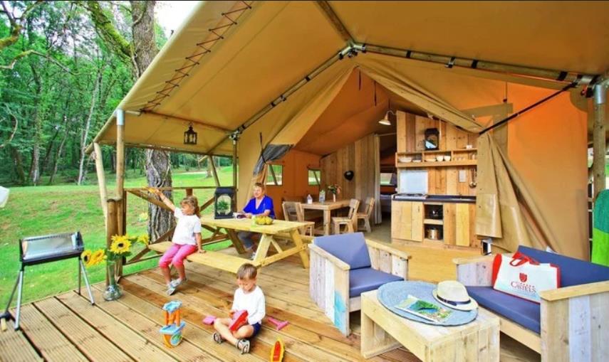 Accommodation - Tent Super Lodge - Homair-Marvilla - Camping Saint Avit Loisirs