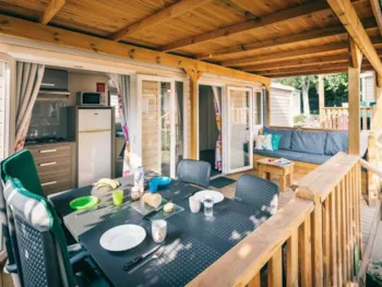 Mietunterkunft - Comfort Xl Relax | 43M²| A/C + Tv + Wifi | 4 Bedrooms | 2 Bathrooms |Balcony Terrace - - Camping Marvilla Parks  - Camping Saint Avit Loisirs