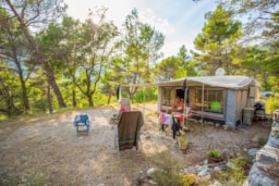 Kampeerplaats(en) - Confort - Sites et Paysages L'Orée de Provence
