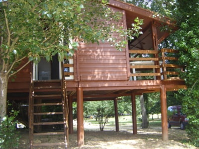 Chalet on stilts  / terrace / air-conditioned / magnificent park view — 3