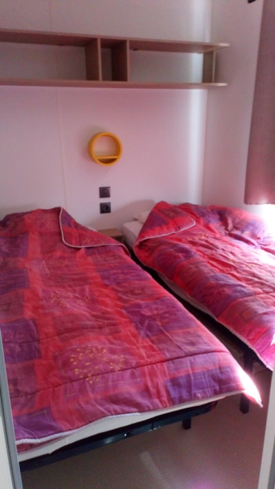 PRESTIGE mobile home - 3 bedrooms - air-conditioned - TV - large covered terrace — 7