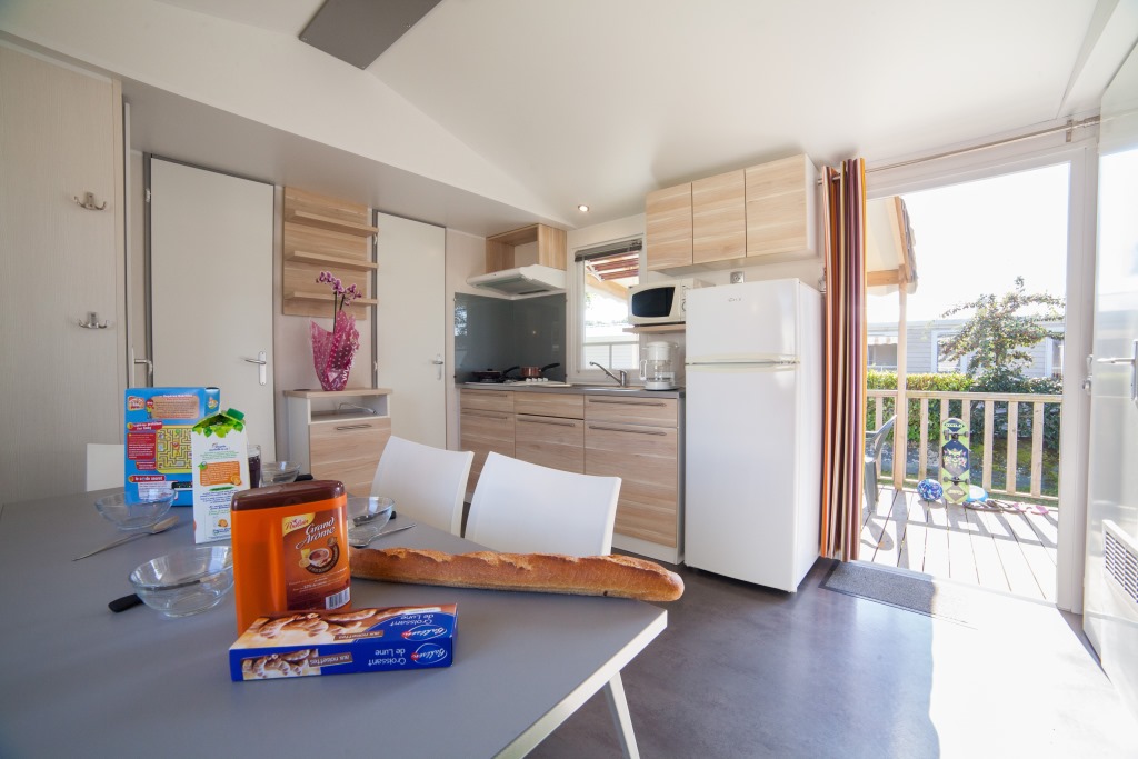 Location - Mobil Home Presta+ 60M² Tribu 6 Chambres 2 Sdb Tv + Clim - Camping Les Alizés