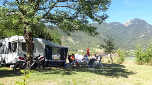 Pitch - Pitch - image n°2 - Camping Champ Tillet