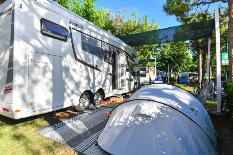 Emplacement Extra 90 M²